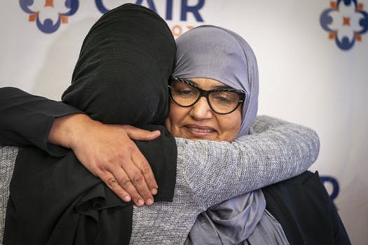 Muslim woman paid $120K in suit alleging Ramsey County jail forced her to remove hijab, strip ...
